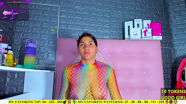 AriannaLewiis online show from 09/26/25, 07:43