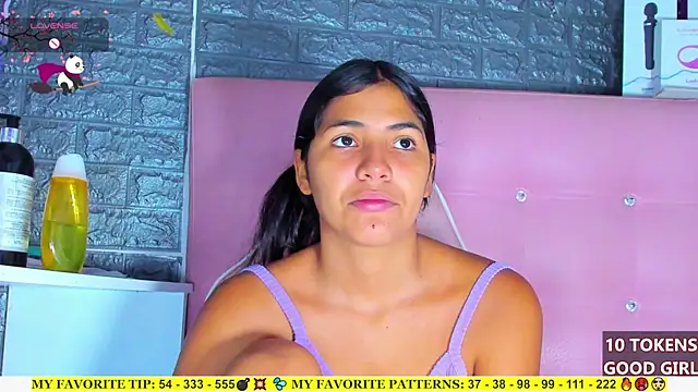 AriannaLewiis online show from 10/11/25, 07:59