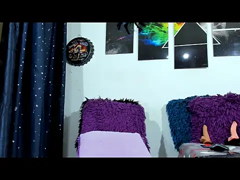 baby liz01 online show from 11/02/25, 10:59