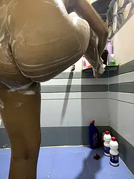 Snapshot of samayra124 chatting on 09/25/25, 02:34 samayra124 online show from 09/25/25, 02:34