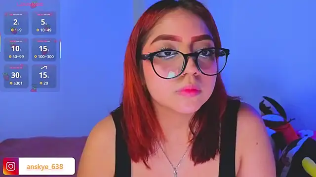 AnngelaSkye online show from 11/19/25, 04:45