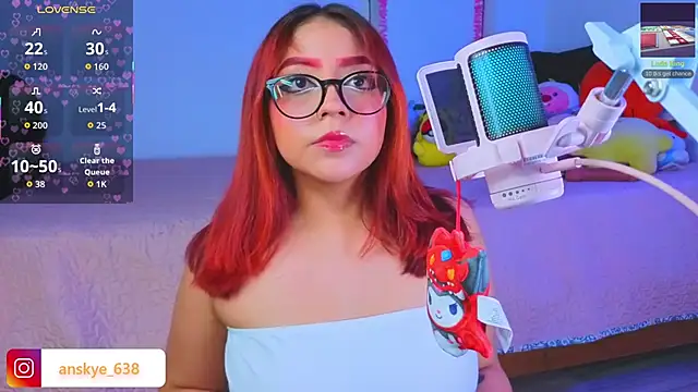 Snapshot of AnngelaSkye chatting on 01/15/26, 05:11 AnngelaSkye online show from 01/15/26, 05:11