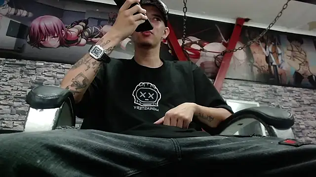 FrannBoy online show from 02/08/25, 08:10