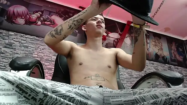 FrannBoy online show from 02/17/25, 07:44