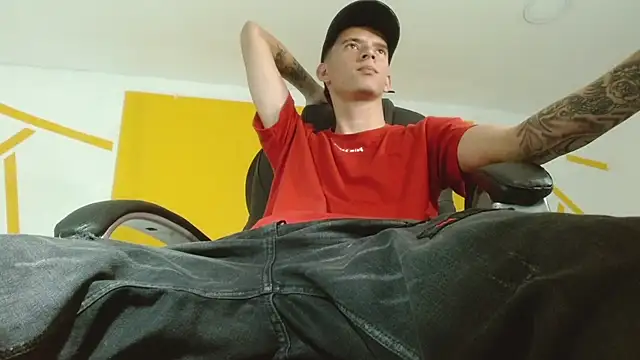 FrannBoy online show from 03/01/25, 01:00