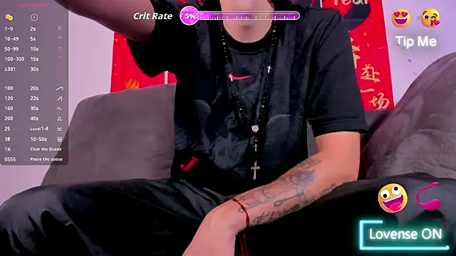 Snapshot of FrannBoy chatting on 06/11/26, 04:20 FrannBoy online show from 06/11/26, 04:20