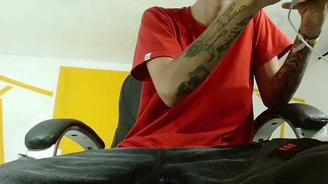 FrannBoy online show from 02/28/25, 06:31