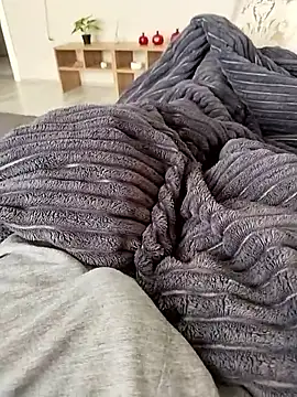 Snapshot of milf_hunter_35 chatting on 03/31/26, 08:16 milf hunter 35 online show from 03/31/26, 08:16