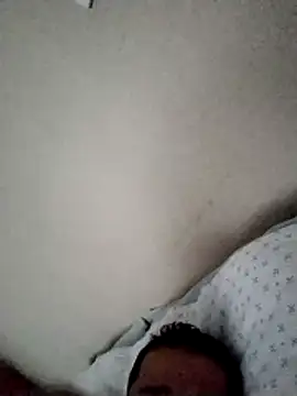 Snapshot of milf_hunter_35 chatting on 04/11/26, 03:49 milf hunter 35 online show from 04/11/26, 03:49