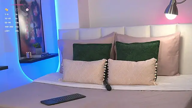 Snapshot of Carol_Ferrer chatting on 11/10/25, 09:09 Carol Ferrer online show from 11/10/25, 09:09