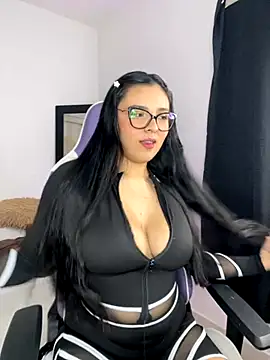 Madyson Hot online show from 11/15/25, 01:15