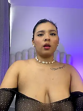 Madyson Hot online show from 10/15/25, 01:08