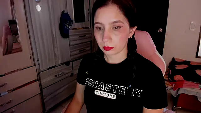 littlelight1 online show from 12/17/25, 02:22