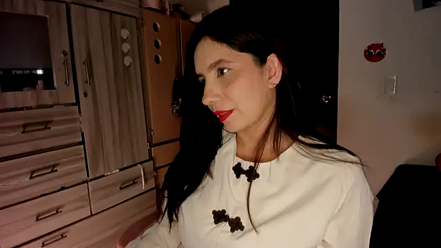 Snapshot of littlelight1 chatting on 02/23/26, 02:39 littlelight1 online show from 02/23/26, 02:39