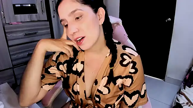 littlelight1 online show from 04/01/26, 02:58