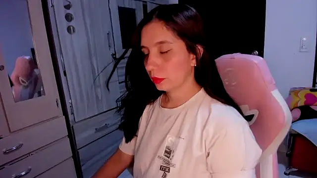 littlelight1 online show from 10/07/25, 03:13