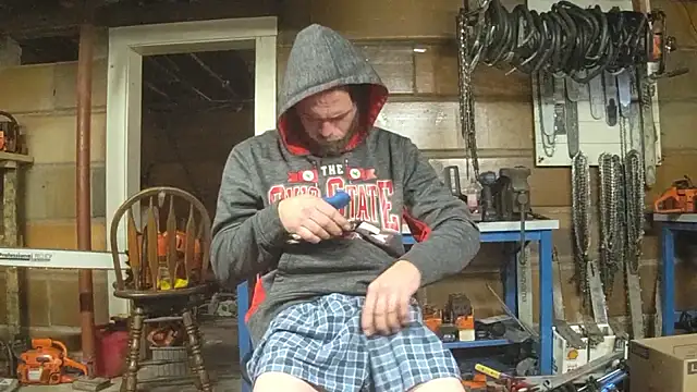 Bigoleslong98765 online show from 12/17/25, 02:22