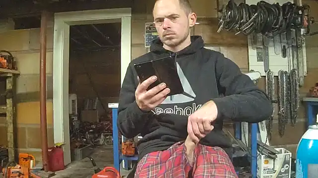 Bigoleslong98765 online show from 12/20/25, 07:39