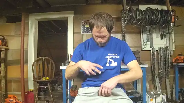 Bigoleslong98765 online show from 12/18/25, 05:23