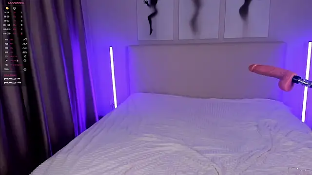 EmmaBarbs online show from 11/02/25, 08:25