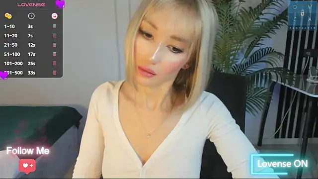 AmiiWong online show from 03/09/25, 04:16