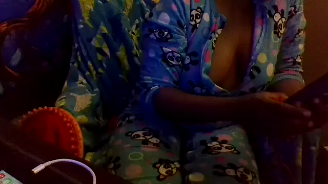 EbonyFetishQueen online show from 01/14/26, 04:38