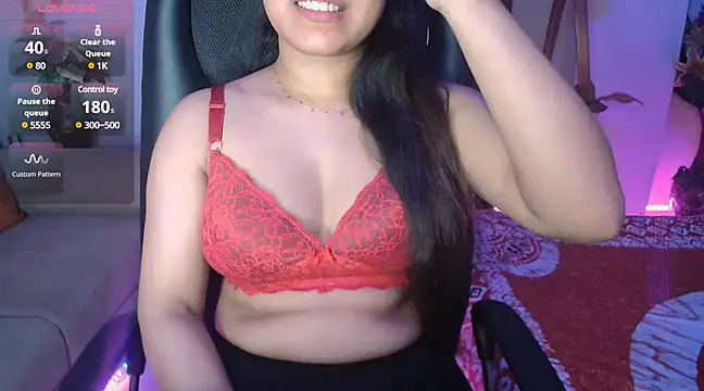Most-Beautiful-Queen online show from 03/18/25, 07:22