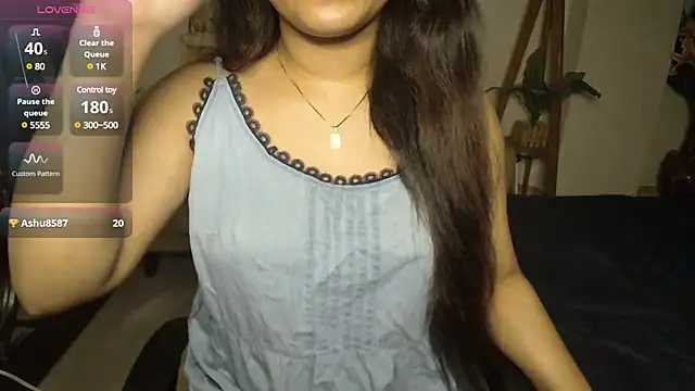 Most-Beautiful-Queen online show from 02/11/25, 02:57