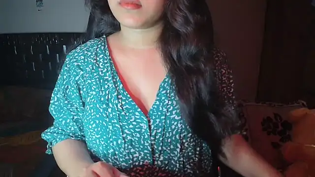 Most-Beautiful-Queen online show from 10/24/25, 07:02