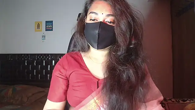 Most-Beautiful-Queen online show from 12/22/25, 07:25