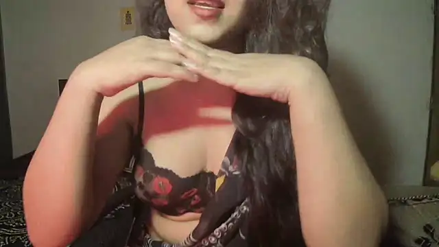 Snapshot of Most-Beautiful-Queen chatting on 05/03/26, 06:11 Most-Beautiful-Queen online show from 05/03/26, 06:11