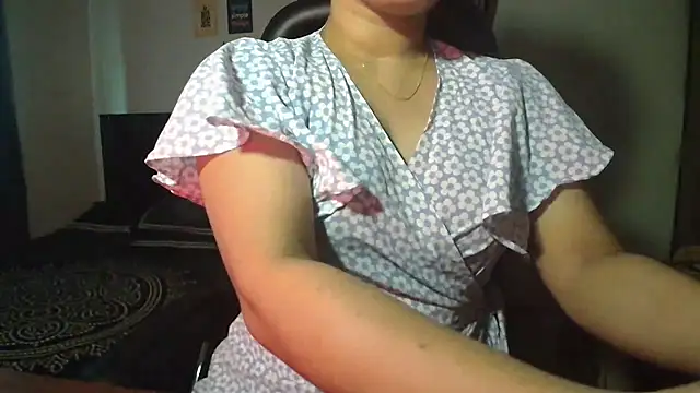 Snapshot of Most-Beautiful-Queen chatting on 05/23/26, 04:55 Most-Beautiful-Queen online show from 05/23/26, 04:55
