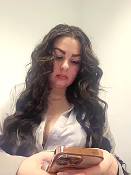 Britishbella online show from 02/05/26, 03:08