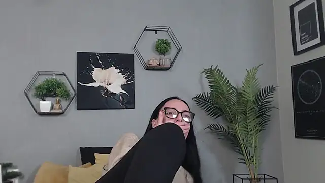 IzabelllNoir online show from 02/20/26, 09:33