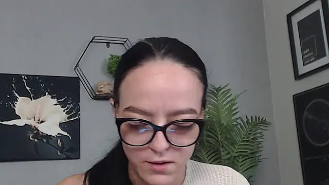 IzabelllNoir online show from 01/15/26, 09:01