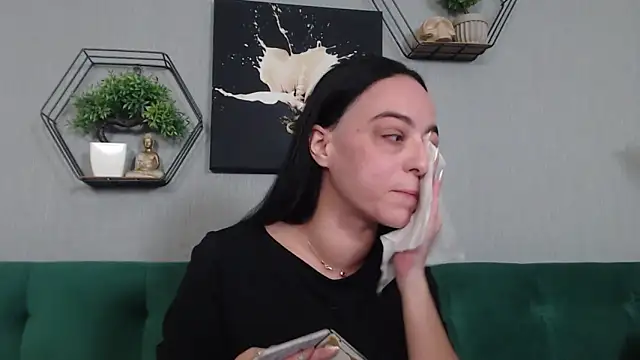 IzabelllNoir online show from 02/06/26, 08:21