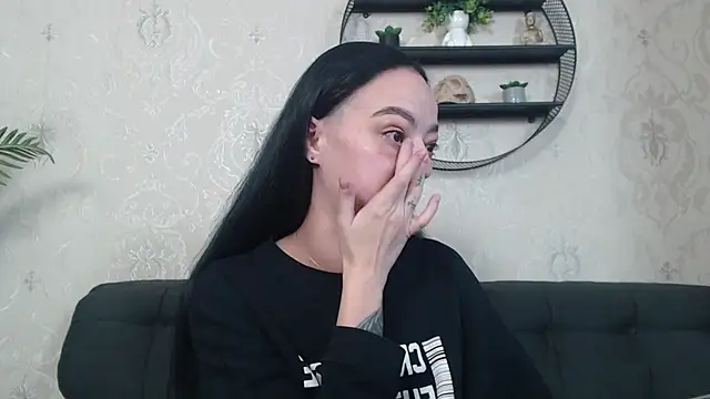 IzabelllNoir online show from 11/30/25, 08:48