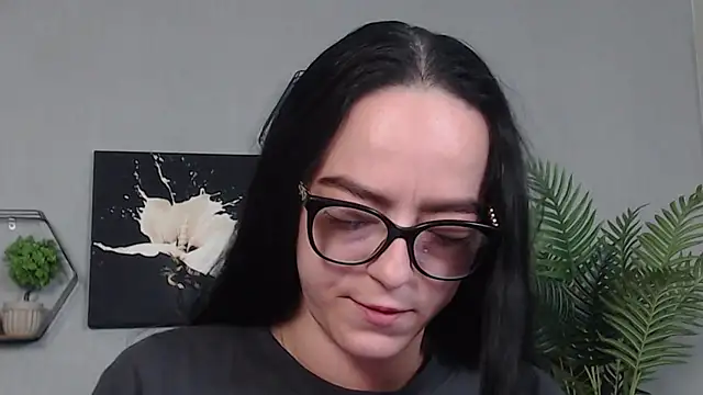 IzabelllNoir online show from 04/24/26, 09:00