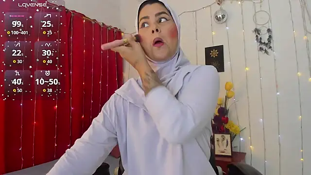 AishaAmin  online show from 01/12/26, 12:12