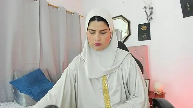 Snapshot of AishaAmin_ chatting on 07/17/26, 12:13 AishaAmin online show from 07/17/26, 12:13