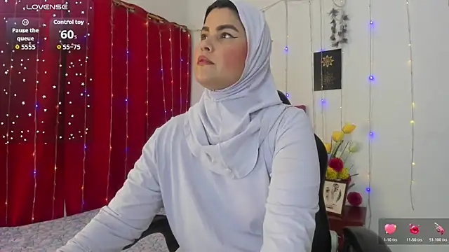 AishaAmin  online show from 04/21/26, 12:12