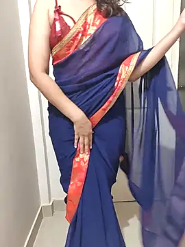 Brown Maxi online show from 03/13/25, 05:18