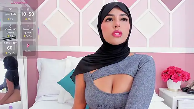 Snapshot of Lea_nahid chatting on 01/31/26, 07:12 Lea nahid online show from 01/31/26, 07:12