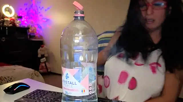 YourDreamLoverr online show from 12/03/25, 12:01