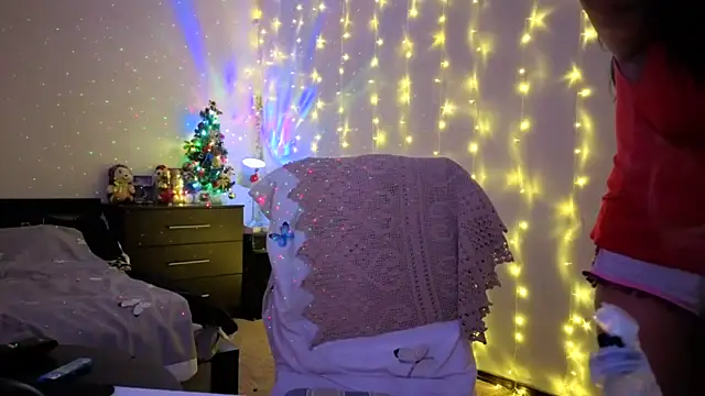 YourDreamLoverr online show from 12/20/25, 12:13