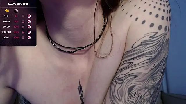 cranberry hot online show from 05/19/26, 11:50