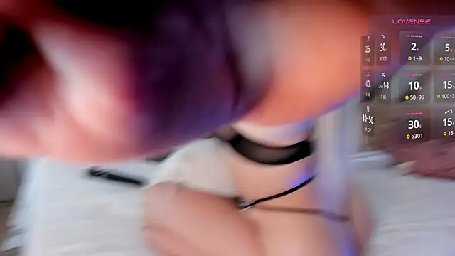 khloe  018 online show from 11/12/25, 11:19