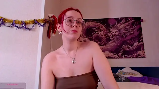 Snapshot of VanessaLincum chatting on 02/17/26, 07:38 VanessaLincum online show from 02/17/26, 07:38
