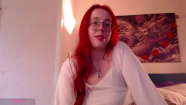 Snapshot of VanessaLincum chatting on 04/25/26, 06:16 VanessaLincum online show from 04/25/26, 06:16