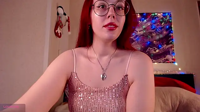 Snapshot of VanessaLincum chatting on 12/23/25, 07:07 VanessaLincum online show from 12/23/25, 07:07